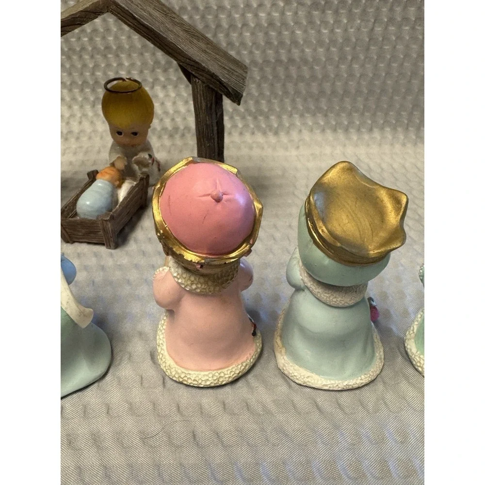 Morehead 2008 Mini Nativity Set Jesus Christmas Holiday 9 piece Christ Child EUC